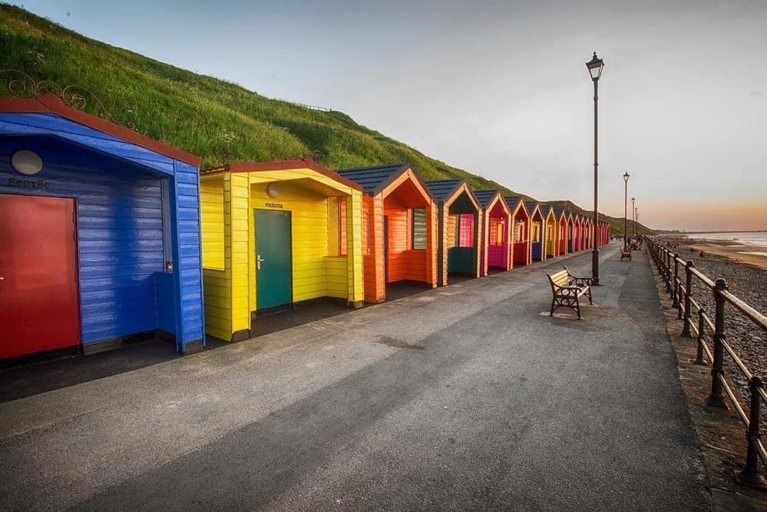 Captain'S Deck Beach Balcony Perfectlysaltburn Exterior foto
