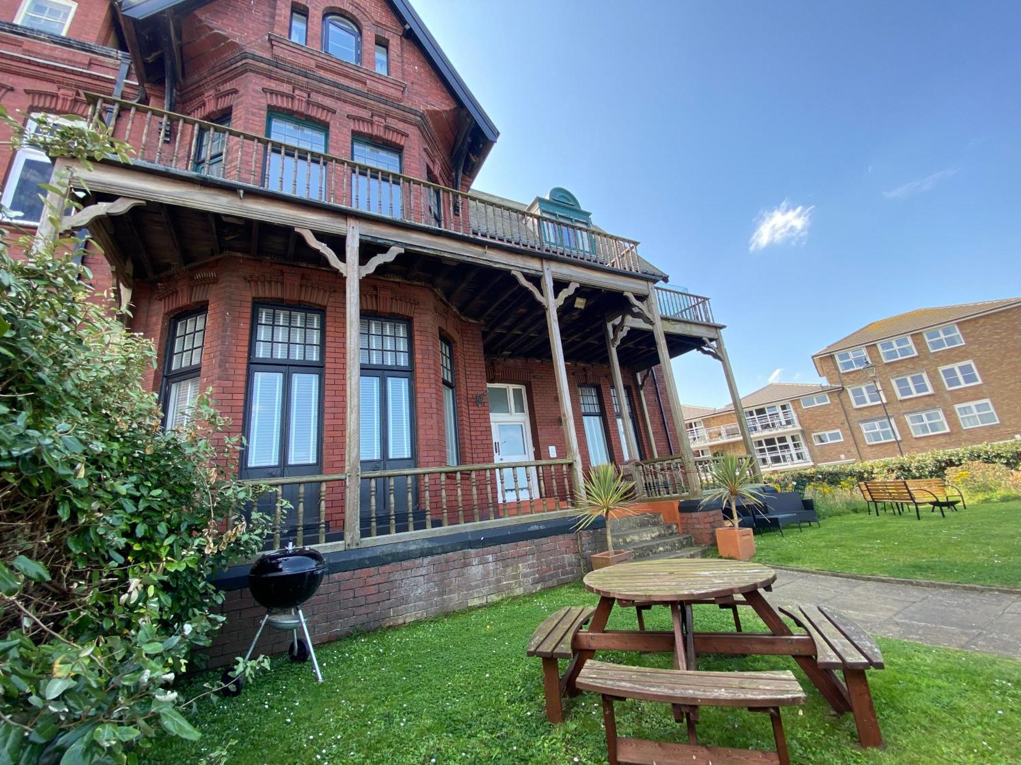 Captain'S Deck Beach Balcony Perfectlysaltburn Exterior foto